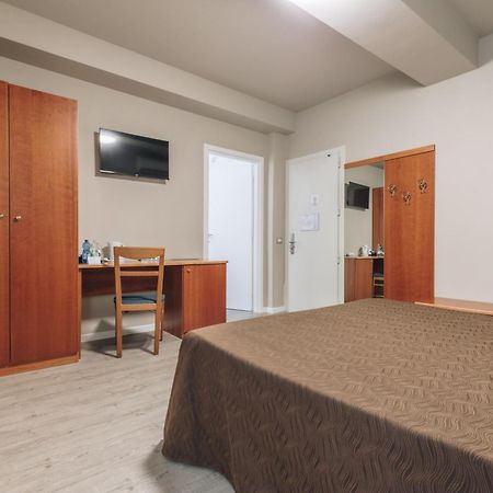 Hotel Astoria Cremona Buitenkant foto
