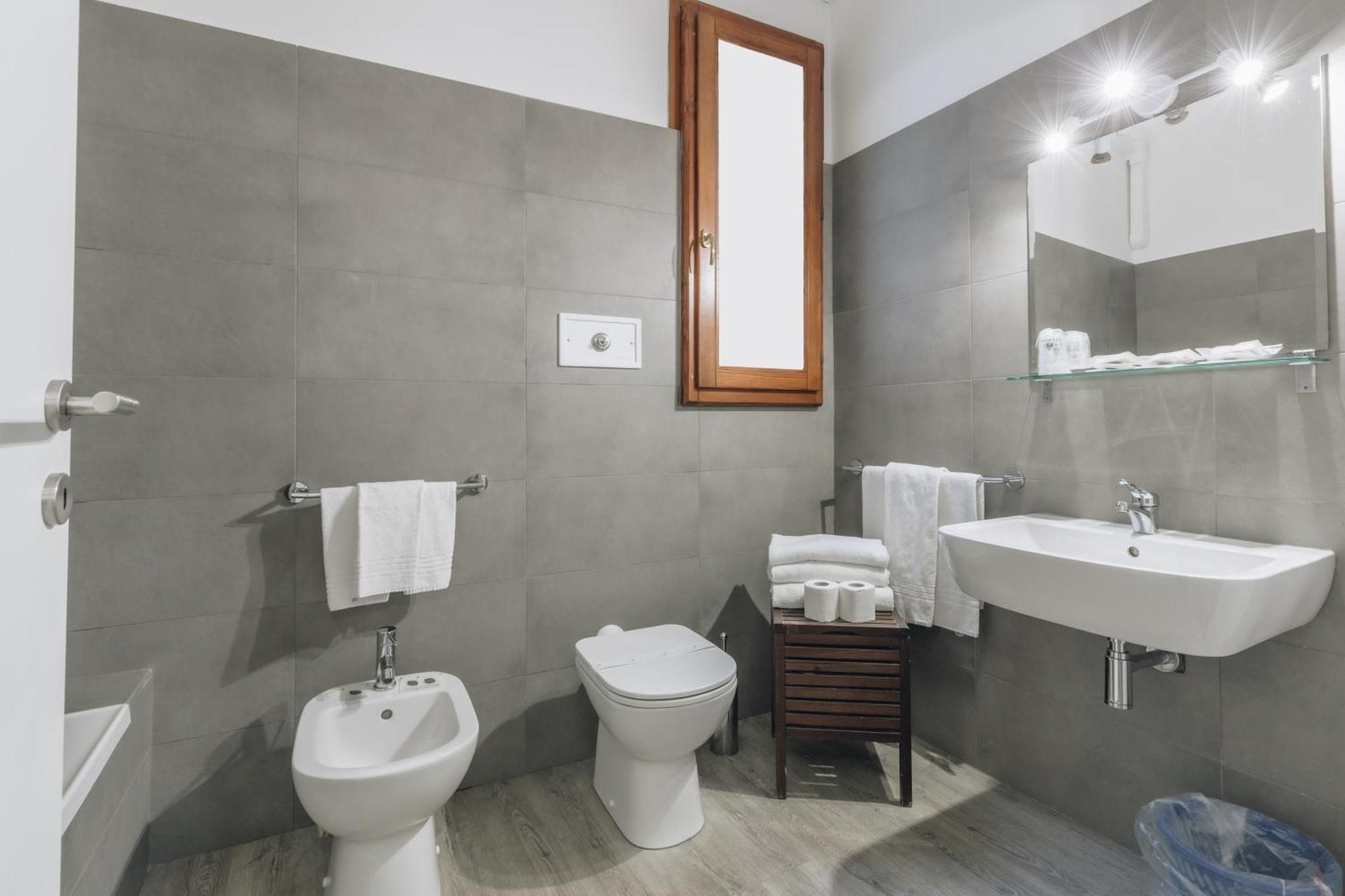 Hotel Astoria Cremona Buitenkant foto